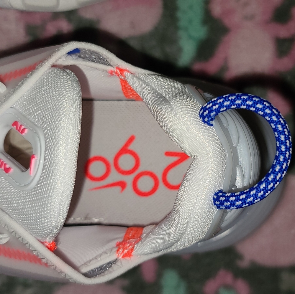 Nike Sneakers - Picture 14 of 16